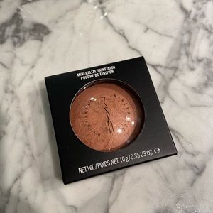 Mac Mineralized Skin Finish in Cheeky Bronze